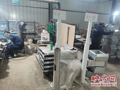 扶貧車間復工忙，板店鄉(xiāng)通訊設(shè)備生產(chǎn)線傳捷報